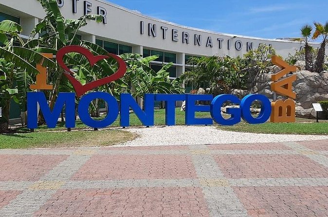 Private Airport Transfers to Negril Hotels - Arrival at your Negril hotel