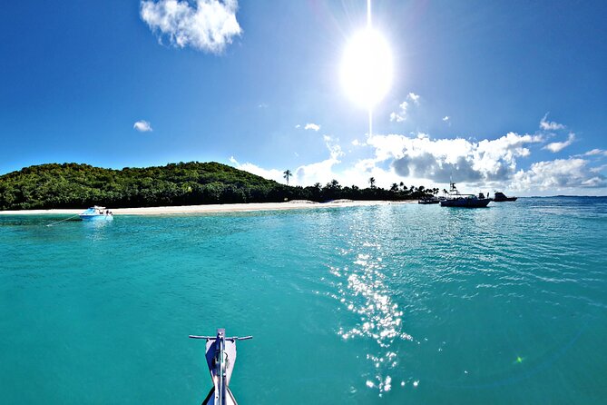 Private All-Inclusive 22ft Boat Guided Snorkeling Icacos Palomino - Palominito and the changing edge of the sea