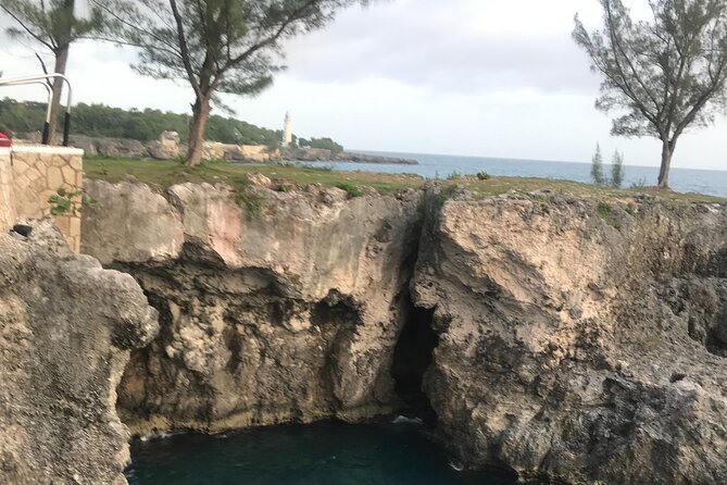 Private and Customized Tour to Negril From Montego Bay - Booking timing and cancellation