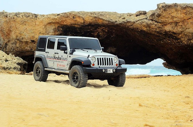 Private Aruba Jeep Tour: Exciting Attractions and Panoramic Views - Philip’s Animal Garden adds a family-friendly option