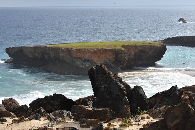 Private Aruba National Park Hiking & Natural Pool Swimming - One hour at Conchi Natural Pool