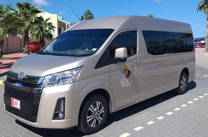 Private Aruba roundtrip airport transfer - How flight delays and traffic changes are handled