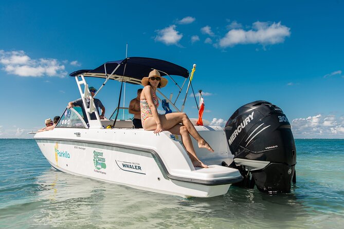 Private boat charter in Grand Cayman - A private way to see Grand Cayman from the water