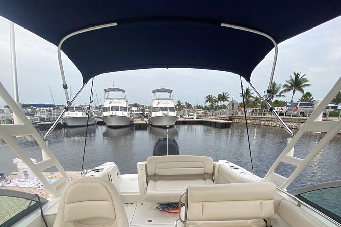 Private boat charter in Grand Cayman - Kaibo for lunch, with one important cost reminder