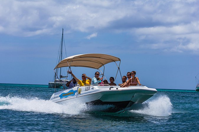 Private Boat Cruise with Snorkeling - Arashi Beach and the coast near California Lighthouse