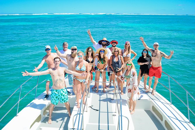 Private Catamaran Booze Cruise & Snorkeling - What the three-hour schedule feels like