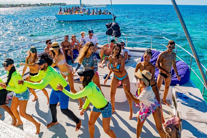 Private Catamaran Snorkeling Family Adventure - The Natural Pool Finale