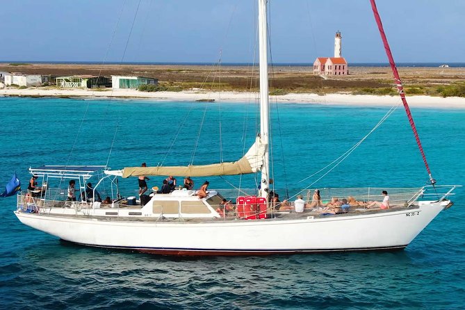 Private charter on Casador a classic 68ft sailing yacht.cruiseship possible - Klein Curaçao and the open Caribbean