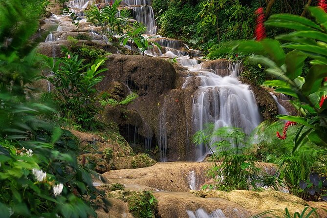 Private Combo Tour From Ocho Rios To Blue Hole & Konoko Falls - The human side of the service