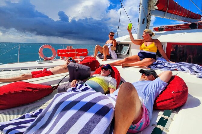 Private Full-Day Luxury Sailing Catamaran Charter in Sint Maarten - Lunch on Board, with a Proper Charcoal Grill
