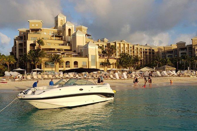 Private FullDay Stingray City, Snorkeling, Kaibo Bar & Grill and Starfish Beach - A private boat day in Grand Cayman’s North Sound