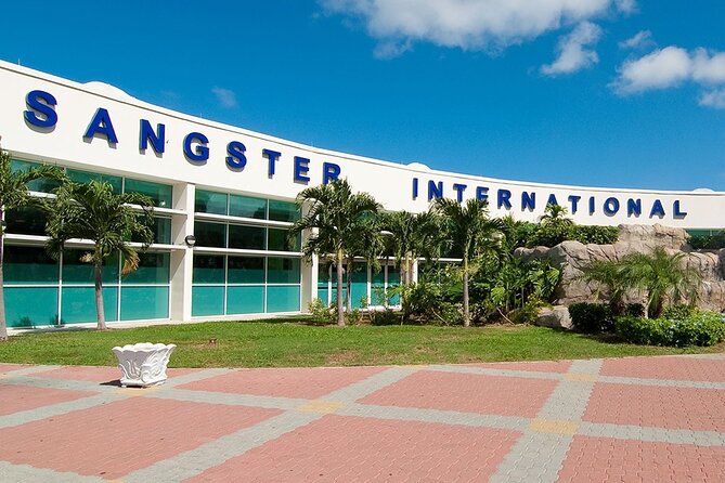Private Montego Bay Airport Transfer to Montego Bay Hotels - What the pickup process feels like