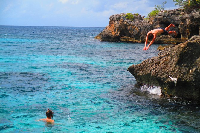 Private Montego Bay Airport Transfer to Negril - Booking details worth knowing