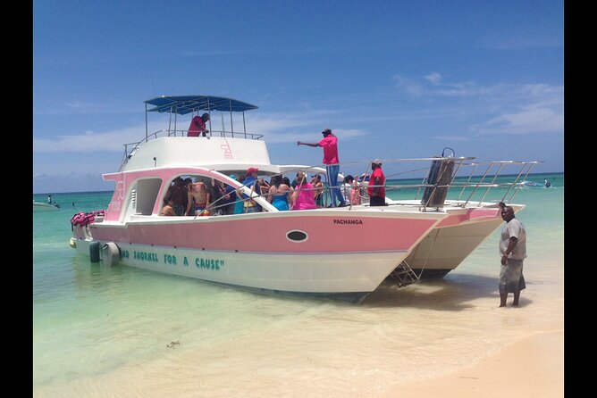 Private Party Boat with Slide and chicken skewers at Punta Cana - Cruising the Bavaro coast on the way back