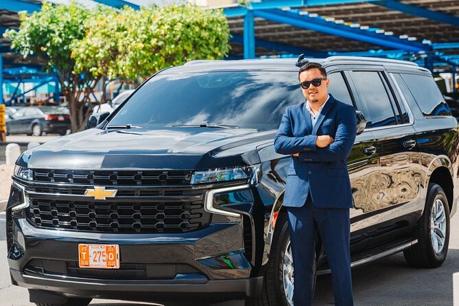 Private Round - Trip Airport Transfer in Aruba Luxury SUV - The big question: what does round trip mean?
