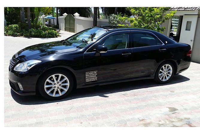 Private Roundtrip Airport Transfer to Resorts in Montego Bay - Leaving Sangster Airport with a private ride