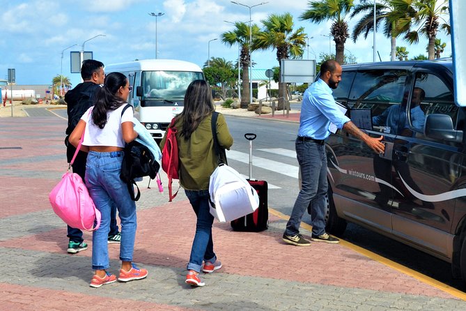 Private roundtrip Airport Transfers in Aruba - Private transport, with a few limits
