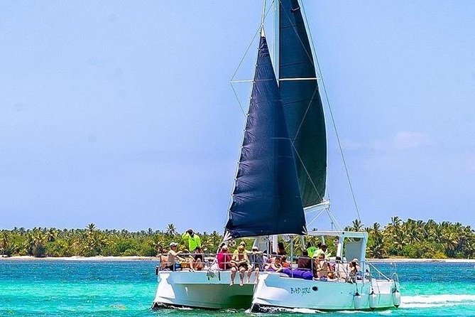 Private Sailing Catamaran - Open bar, music, and the social side