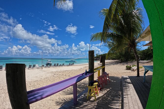 Private Snorkeling or Fishing from Nassau - 31ft Sitting Pretty - A private Nassau boat day with room to change plans
