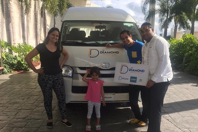 Private Transfer 1 way Punta Cana Airport and Bayahibe, La Romana - What the first meeting is really like