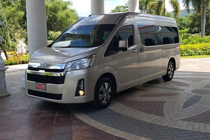Private Transfers From Montego Bay Airport To Montego Bay - Handling flight delays and arrival changes