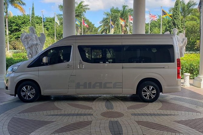 Private Transfers From Montego Bay Airport To Montego Bay - Service quality: mostly strong, but not flawless
