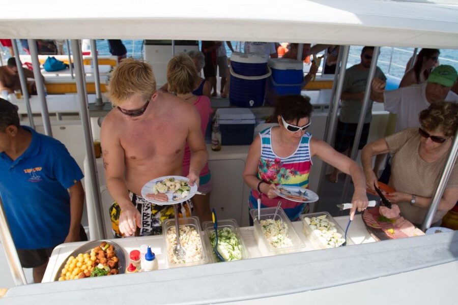 Puerto Plata: Catamaran Snorkeling Trip w/ Buffet & Open Bar - A second snorkeling experience