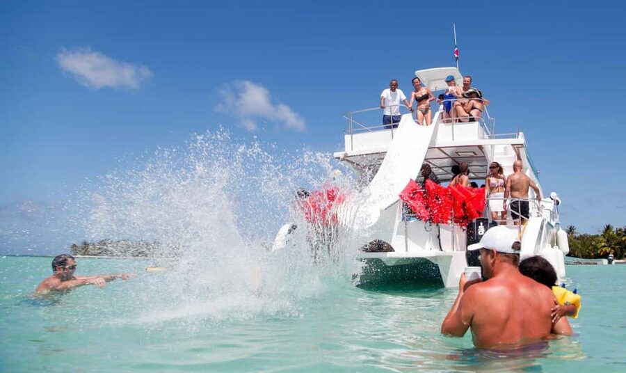 Punta Cana: Catamaran Boat Party with Unlimited Drinks - What to bring and how to prepare