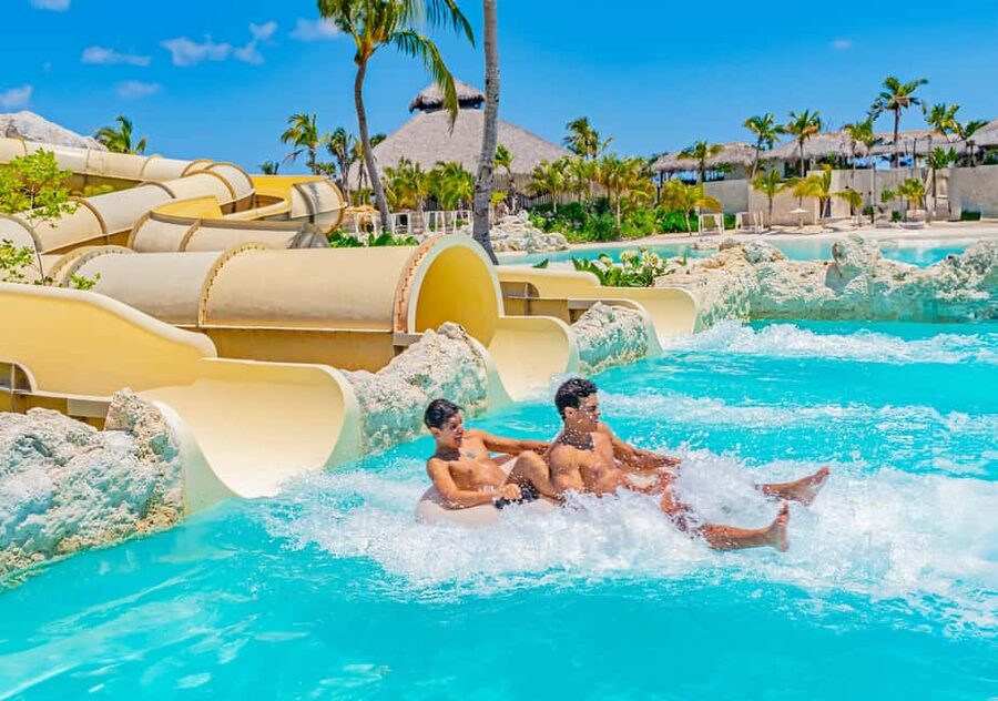 Punta Cana: El Dorado Water Park Entry with Hotel Transfers - Zip line above the park