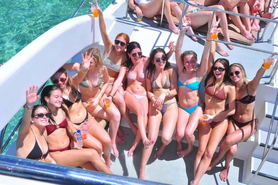 Punta Cana: Hip Hop Party Cruise w/Open Bar (Adults Only) - Drinks, snacks, and the $58 price