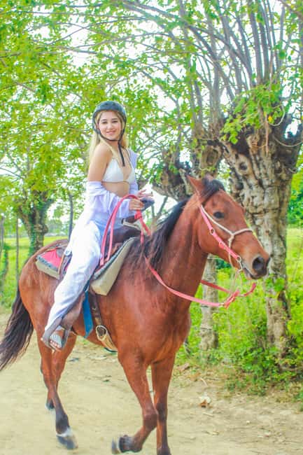 Punta Cana Horseback riding & Sunset + beach + free pick-up - What the $36 price really covers