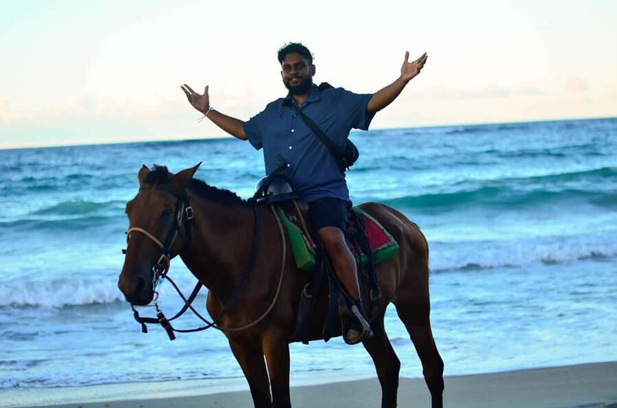 Punta Cana: Horseback Riding Tour with Sunset at Macao Beach - The horses and the level of support