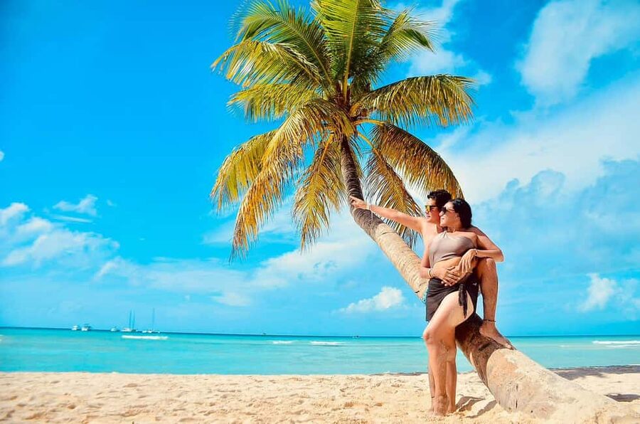 Punta cana: Island Escape to Saona • catamaran & Beach lunch - How the guides shape the day