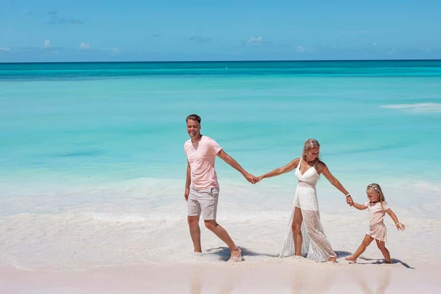 Punta Cana: Saona Island Full-Day Open Bar, Lunch & Transfer - Key points at a glance