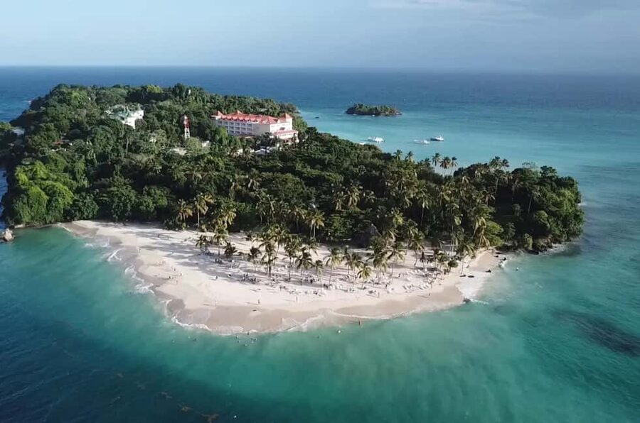 Punta Cana: Whale Watching, Cayo Levantado & Limon Waterfall - From Punta Cana to the Samaná Peninsula