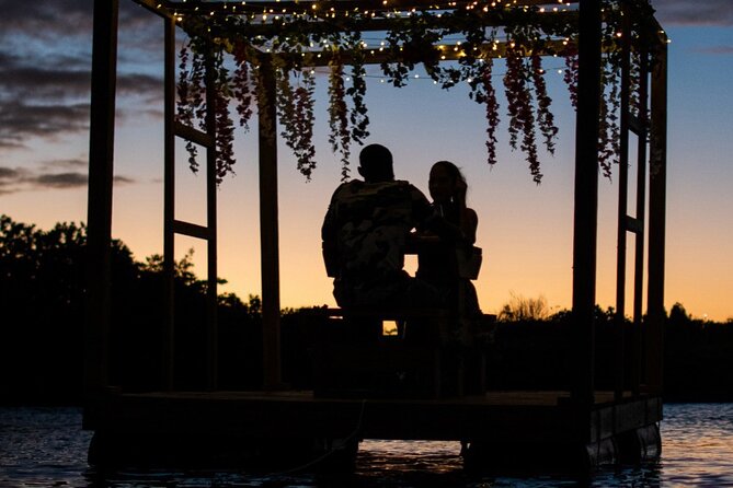 Romantic Floating Picnic Experience - Key details before you book