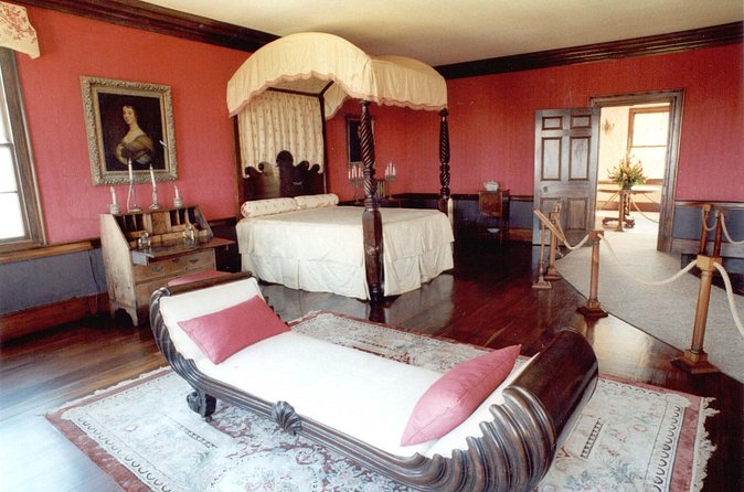 Rose Hall Great House Haunted Night Tour with Admission - Who should book this experience?