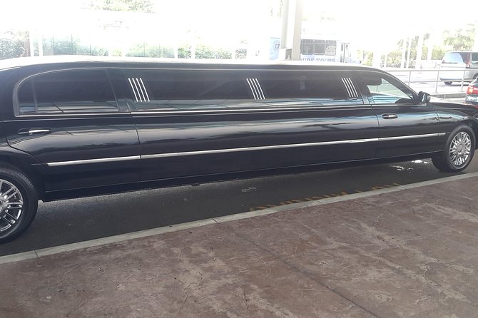 Round Trip Nassau Airport ARRIVAL (NASSAU LIMOUSINE) - The drivers can make the difference