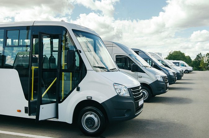 Roundtrip Airport Transfers Grand Lucayan Resort Freeport - Meeting your driver at Grand Bahama International Airport