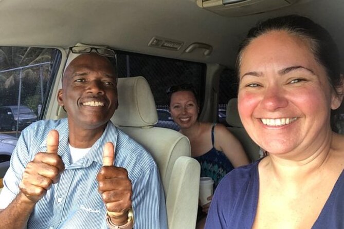 Roundtrip Transfer from UVF Airport to Resorts in Gros Islet (Groups of 4 Plus) - The UVF to Gros Islet ride takes you across St. Lucia
