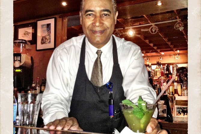 Rum Craft Cocktail Tour in San Juan - What the guides add to the evening