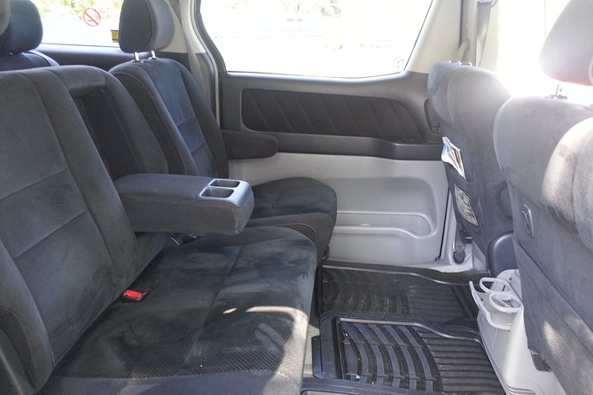 Runaway Bay Airport Transfer - The direct Runaway Bay ride takes about 90 minutes