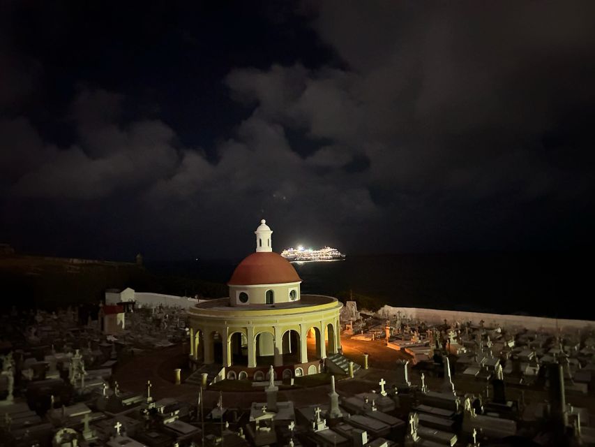 San Juan: Ghosts and Spooky History Walking Tour - Casa Blanca and the Ponce de León legends