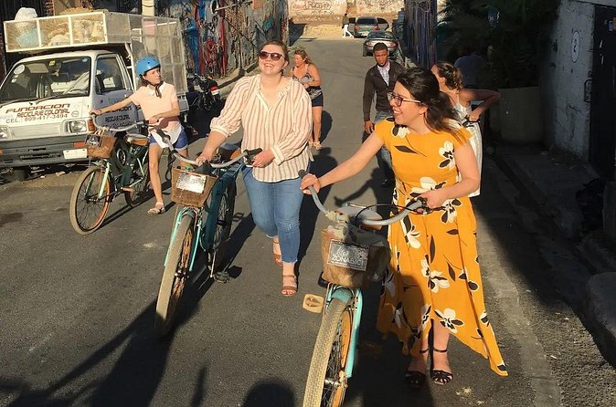 Santo Domingo: Colonial Zone Bike Tour - Calle Las Damas, the oldest street