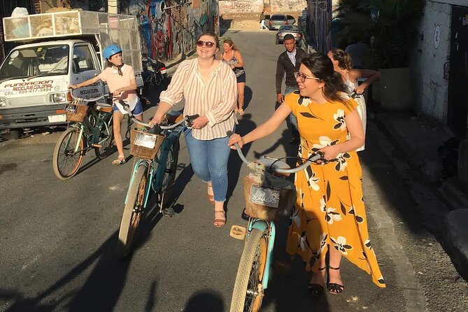 Santo Domingo: Colonial Zone Bike Tour - Heat, water, and the morning start