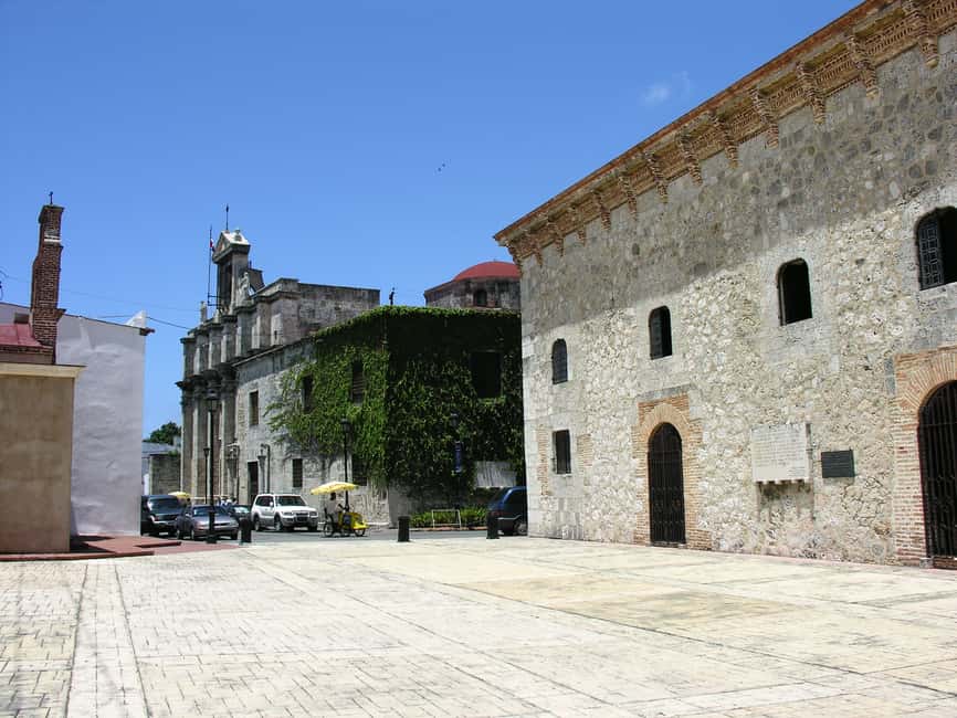 Santo Domingo: Historical City Tour - What the guides add