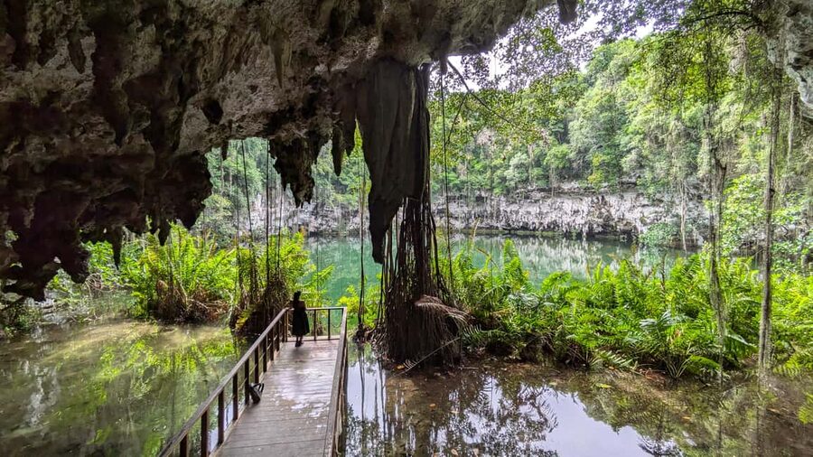 Santo Domingo: Los Tres Ojos, Boca Chica & More - The day at a glance