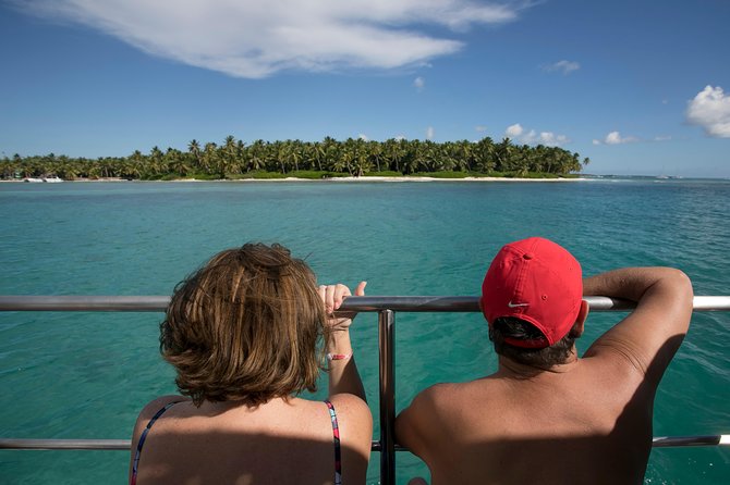 Saona Island Day Trip From Punta Cana with Lunch and Open Bar - The long road from Punta Cana to Bayahibe