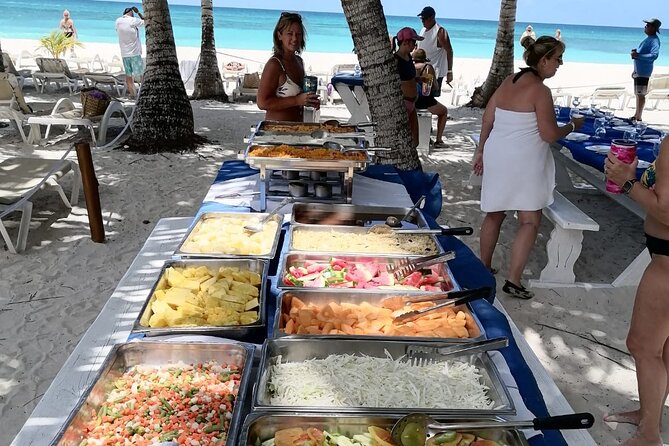 Saona Island: Full-day Catamaran Tour - Small Group - Bayahibe pickup and the early start