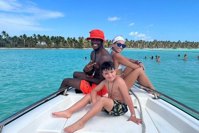 Saona Island Premium Discovery Tour from Punta Cana or Bayahíbe - Passing the Catuano Channel